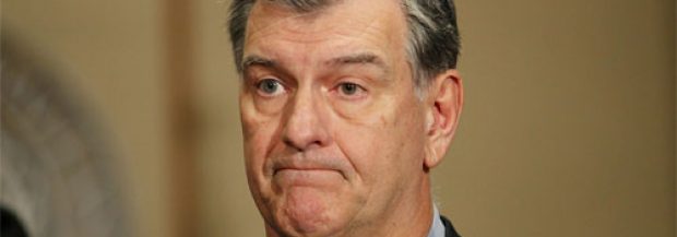 Dallas Mayor More Fearful of White Men Committing Shootings Than Syrian Refugees